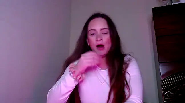 Sophie Raegan online show from 18, 12, 2024