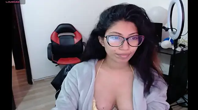 Snapshot of sofia_rosse4 chatting on 6, 12, 2024 sofia rosse4 online show from 6, 12, 2024