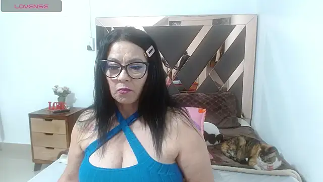 lindaesmeralda online show from 7, 4, 2026