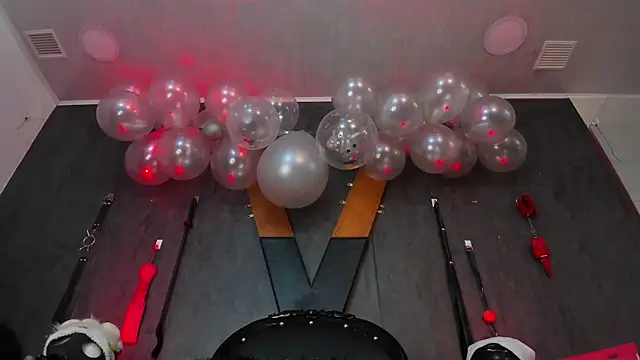 CharlotteScotte online show from 19, 12, 2024