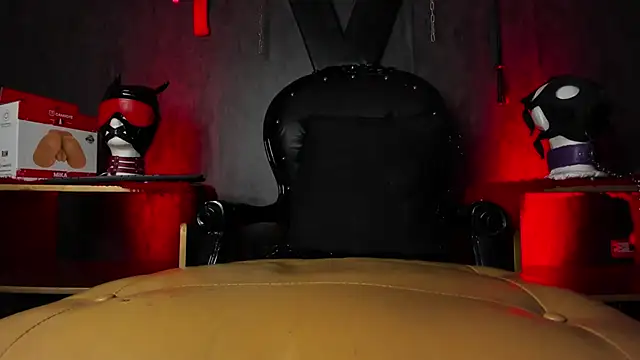 CharlotteScotte online show from 10, 1, 2025