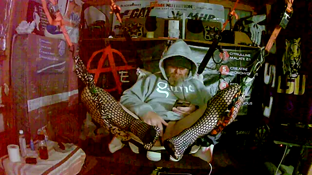 Snapshot of Cummerforyouu2 chatting on 17, 3, 2026 Cummerforyouu2 online show from 17, 3, 2026