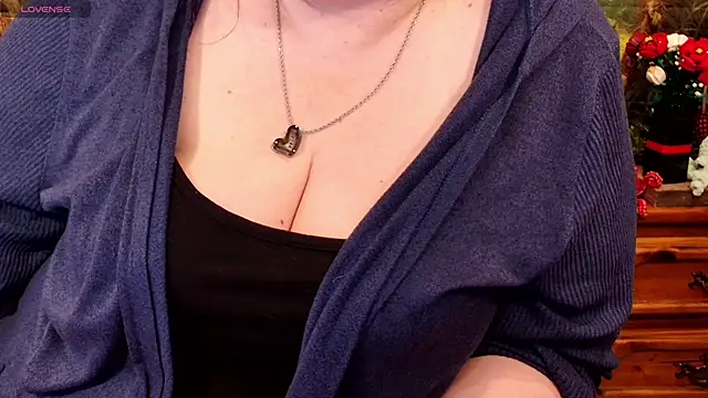 Snapshot of ZigglesJiggles chatting on 27, 2, 2025 ZigglesJiggles online show from 27, 2, 2025