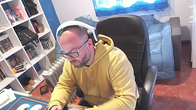 ravingr4d4 online show from 12, 3, 2026