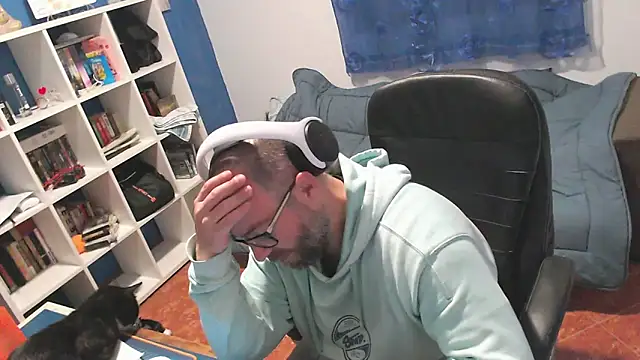 ravingr4d4 online show from 23, 3, 2026