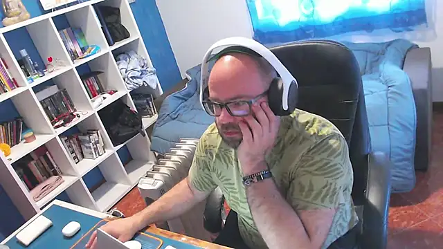 Snapshot of ravingr4d4 chatting on 24, 4, 2026 ravingr4d4 online show from 24, 4, 2026