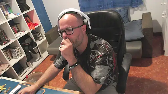 Snapshot of ravingr4d4 chatting on 25, 5, 2026 ravingr4d4 online show from 25, 5, 2026