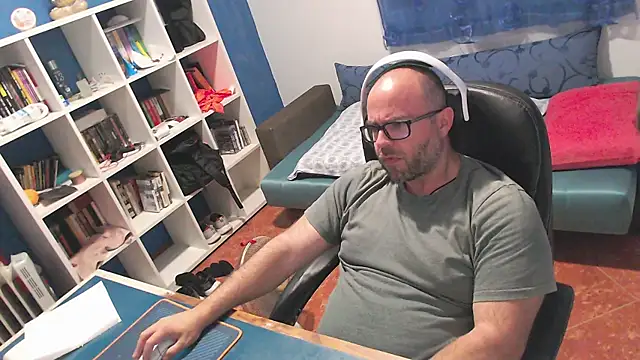 Snapshot of ravingr4d4 chatting on 31, 5, 2026 ravingr4d4 online show from 31, 5, 2026