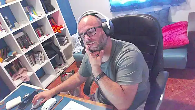 Snapshot of ravingr4d4 chatting on 2, 6, 2026 ravingr4d4 online show from 2, 6, 2026