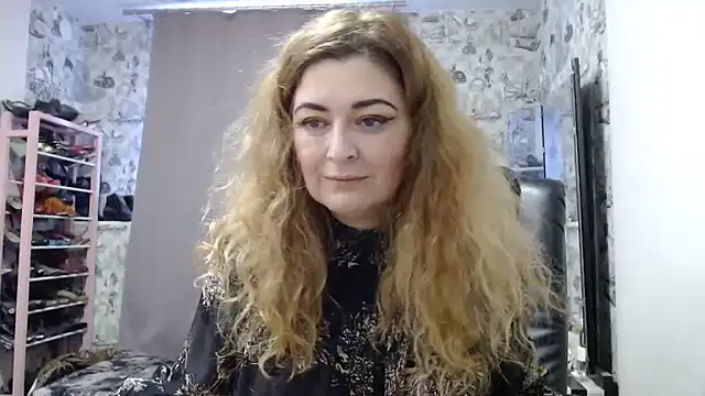 Helen1974 online show from 15, 1, 2025