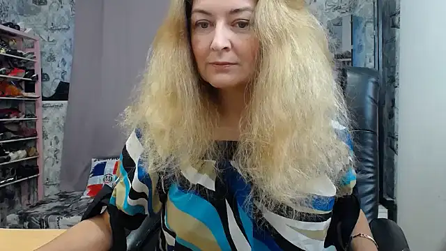 Helen1974 online show from 17, 10, 2025