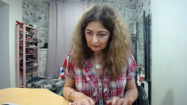 Snapshot of Helen1974 chatting on 7, 4, 2026 Helen1974 online show from 7, 4, 2026