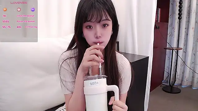 Snapshot of Duludulu_007 chatting on 10, 4, 2026 Duludulu 007 online show from 10, 4, 2026