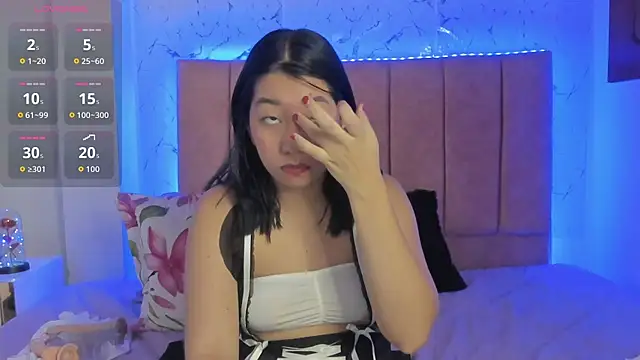 sexylaurita online show from 24, 9, 2025