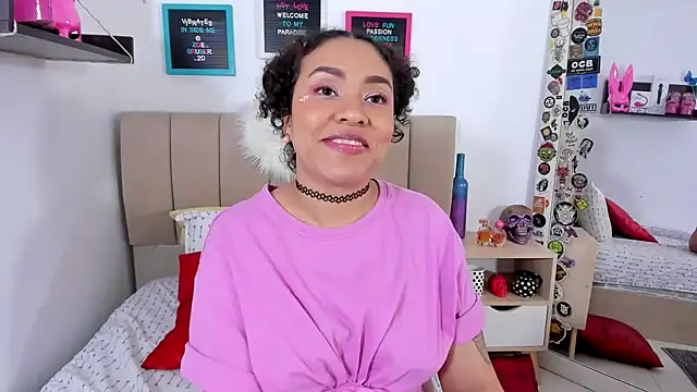 Zoe Gruber online show from 20, 1, 2025