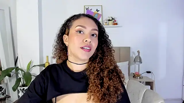 Zoe Gruber online show from 5, 2, 2026