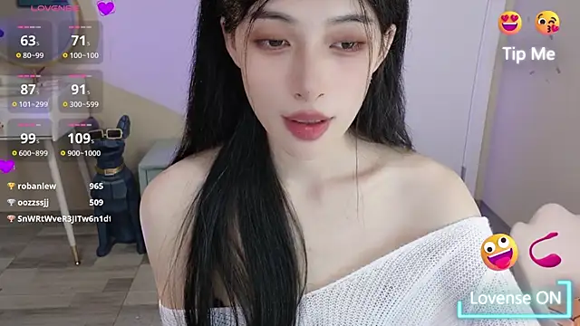 Snapshot of Aurora_99 chatting on 31, 12, 2024 Aurora 99 online show from 31, 12, 2024