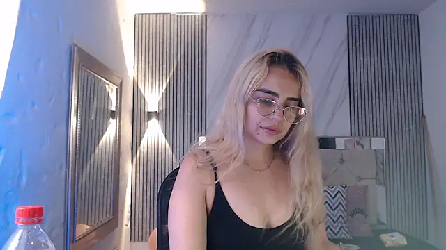 ashley  tylor online show from 11, 5, 2026