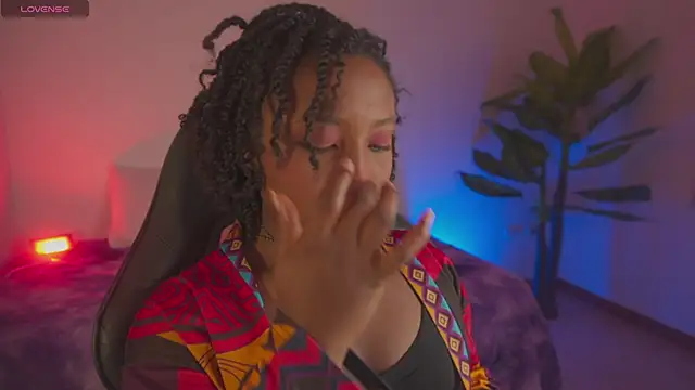 Snapshot of EmmaSanzz_ chatting on 10, 2, 2026 EmmaSanzz online show from 10, 2, 2026