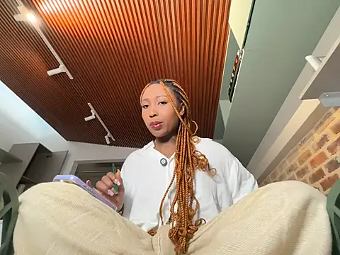 Snapshot of EmmaSanzz_ chatting on 25, 3, 2026 EmmaSanzz online show from 25, 3, 2026