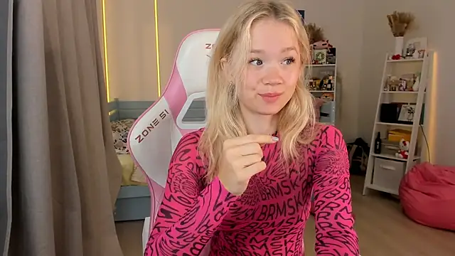 Lily Young online show from 8, 10, 2025