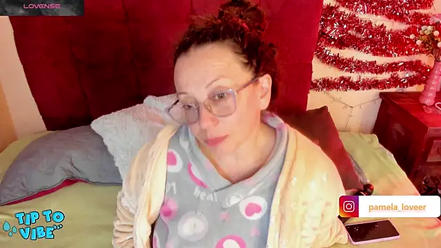 Snapshot of pamela_bell chatting on 7, 1, 2025 pamela bell online show from 7, 1, 2025