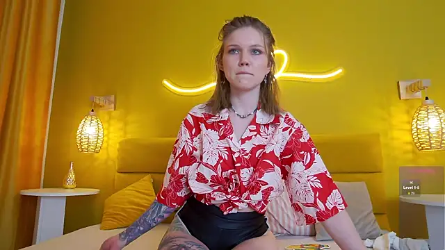 Snapshot of lessysweety chatting on 26, 11, 2025 lessysweety online show from 26, 11, 2025