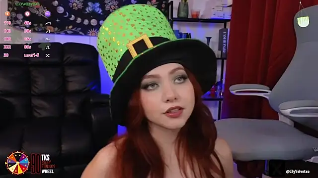 Snapshot of LilyVelvett chatting on 18, 3, 2025 LilyVelvett online show from 18, 3, 2025