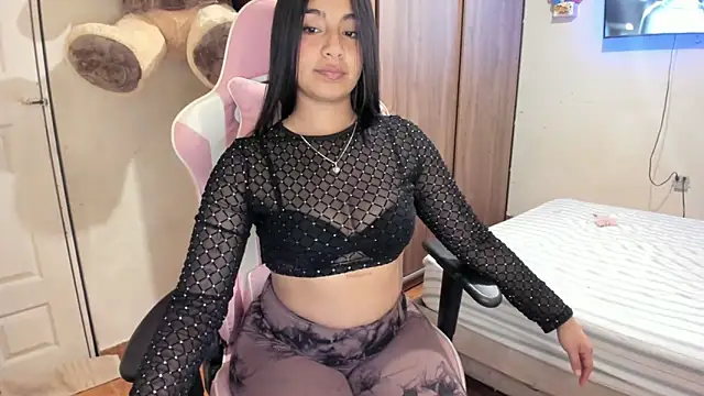 Snapshot of julieth_hot69 chatting on 31, 3, 2026 julieth hot69 online show from 31, 3, 2026