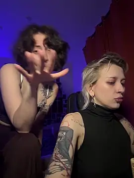 Dooubletroublee online show from 1, 4, 2026