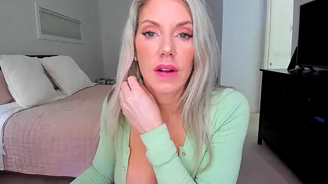 Kymmmy online show from 13, 3, 2025