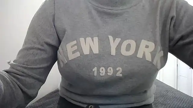Snapshot of Luna_girlhot_ chatting on 18, 4, 2026 Luna girlhot online show from 18, 4, 2026