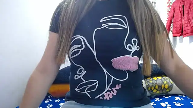 Snapshot of Luna_girlhot_ chatting on 8, 5, 2026 Luna girlhot online show from 8, 5, 2026