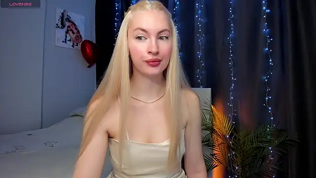 Snapshot of Kimmy_powell chatting on 5, 11, 2025 Kimmy powell online show from 5, 11, 2025