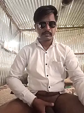 Snapshot of Kartik_bbc_indian chatting on 12, 4, 2026 Kartik bbc indian online show from 12, 4, 2026