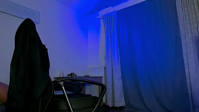 juliusmasters online show from 4, 3, 2025