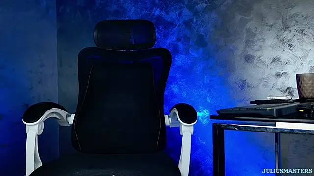 juliusmasters online show from 3, 2, 2026