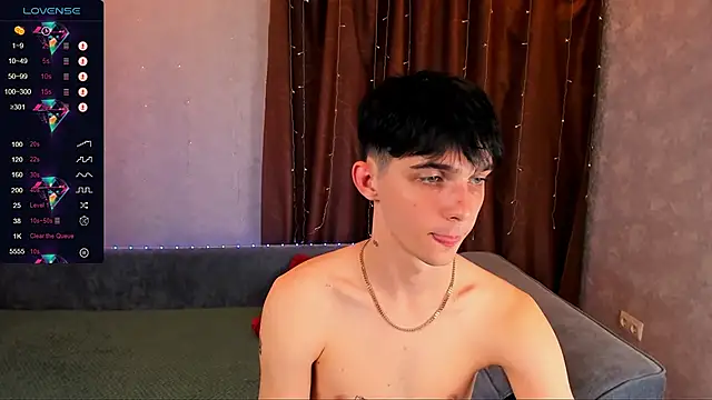 Snapshot of Aaron_Boom chatting on 20, 9, 2025 Aaron Boom online show from 20, 9, 2025