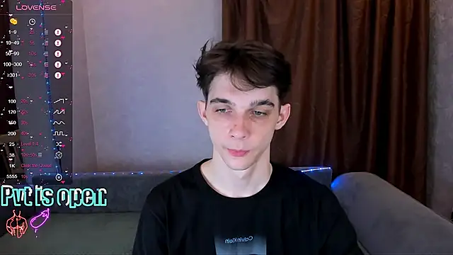 Snapshot of Aaron_Boom chatting on 16, 4, 2026 Aaron Boom online show from 16, 4, 2026