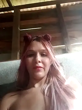 KeylacabreraC online show from 6, 11, 2025