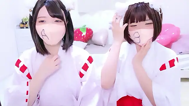 Snapshot of 841_yayoi chatting on 8, 4, 2026 841 yayoi online show from 8, 4, 2026