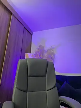 Rae Lil White online show from 21, 9, 2025