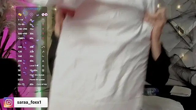 Sara Foxx1 online show from 27, 10, 2025