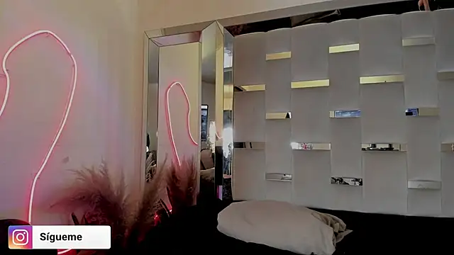 Snapshot of Sara_Foxx1 chatting on 20, 5, 2026 Sara Foxx1 online show from 20, 5, 2026