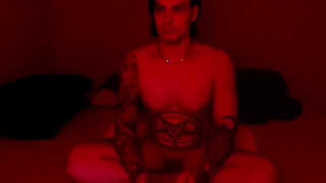 Snapshot of baphomet_from_ice chatting on 12, 11, 2025 baphomet from ice online show from 12, 11, 2025