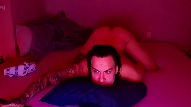 Snapshot of baphomet_from_ice chatting on 16, 11, 2025 baphomet from ice online show from 16, 11, 2025