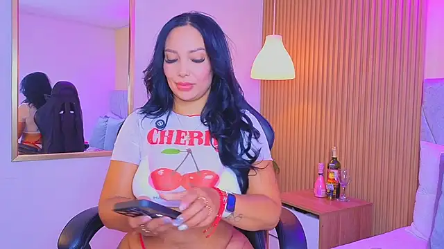 Dakota diaz  online show from 24, 4, 2026