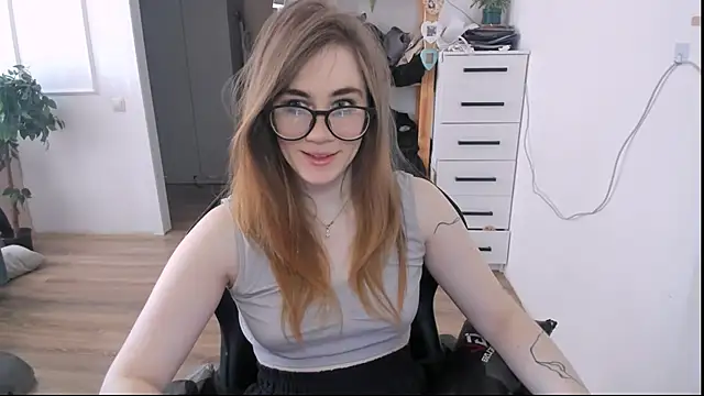 Snapshot of PureHeartt_ chatting on 29, 9, 2025 PureHeartt online show from 29, 9, 2025