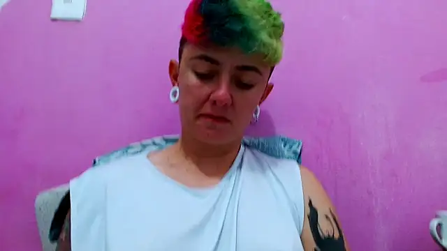 tomboyblue online show from 27, 9, 2025