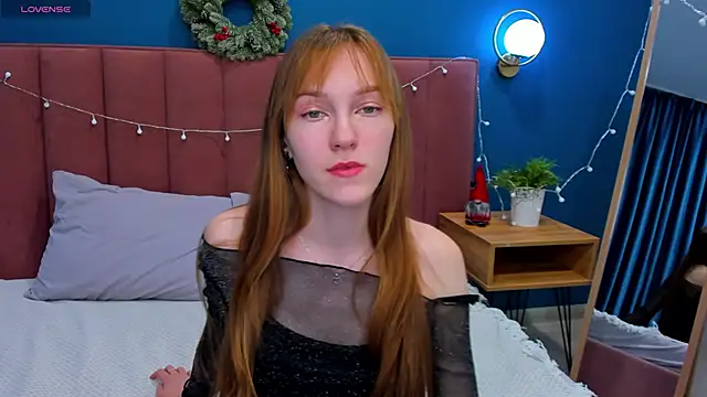 Snapshot of VanillaKelly chatting on 23, 12, 2024 VanillaKelly online show from 23, 12, 2024